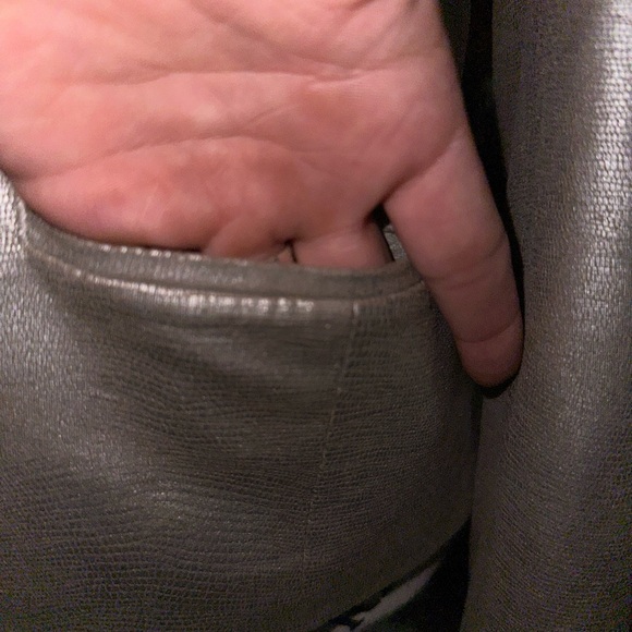 AX- Armani Exchange silver/metallic gray reptilian print faux leather blazer•Sz8 - Picture 5 of 16